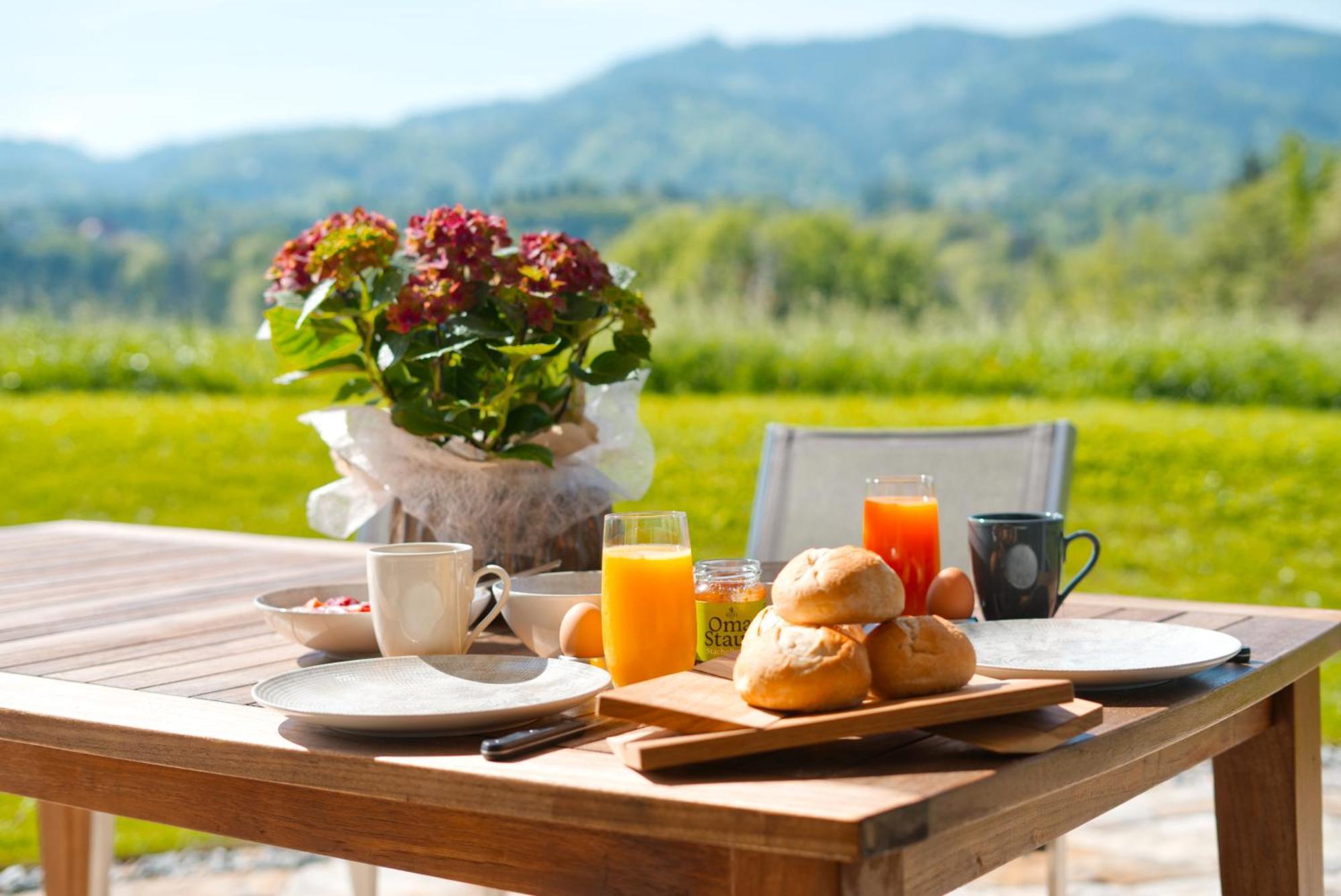 Traumhaftes Ferienhaus am Lateinberg - 8455 Eibiswald Südsteiermark Villa Kültér fotó