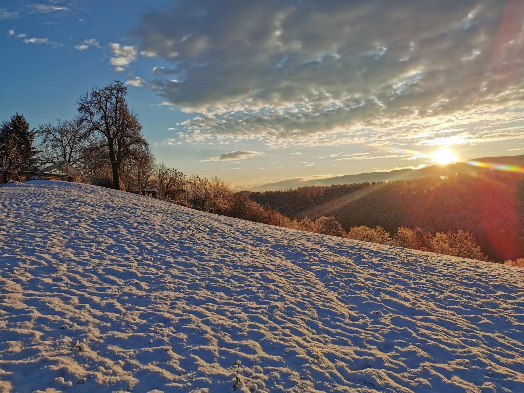 Traumhaftes Ferienhaus am Lateinberg - 8455 Eibiswald Südsteiermark Villa Kültér fotó